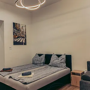  Apartament Szondi Heroes Square